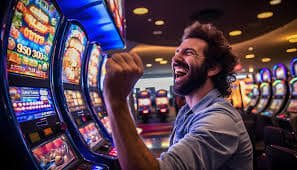 Meja Roulette Live Casino Maxbet855 dengan tampilan studio premium dan dealer siap melayani